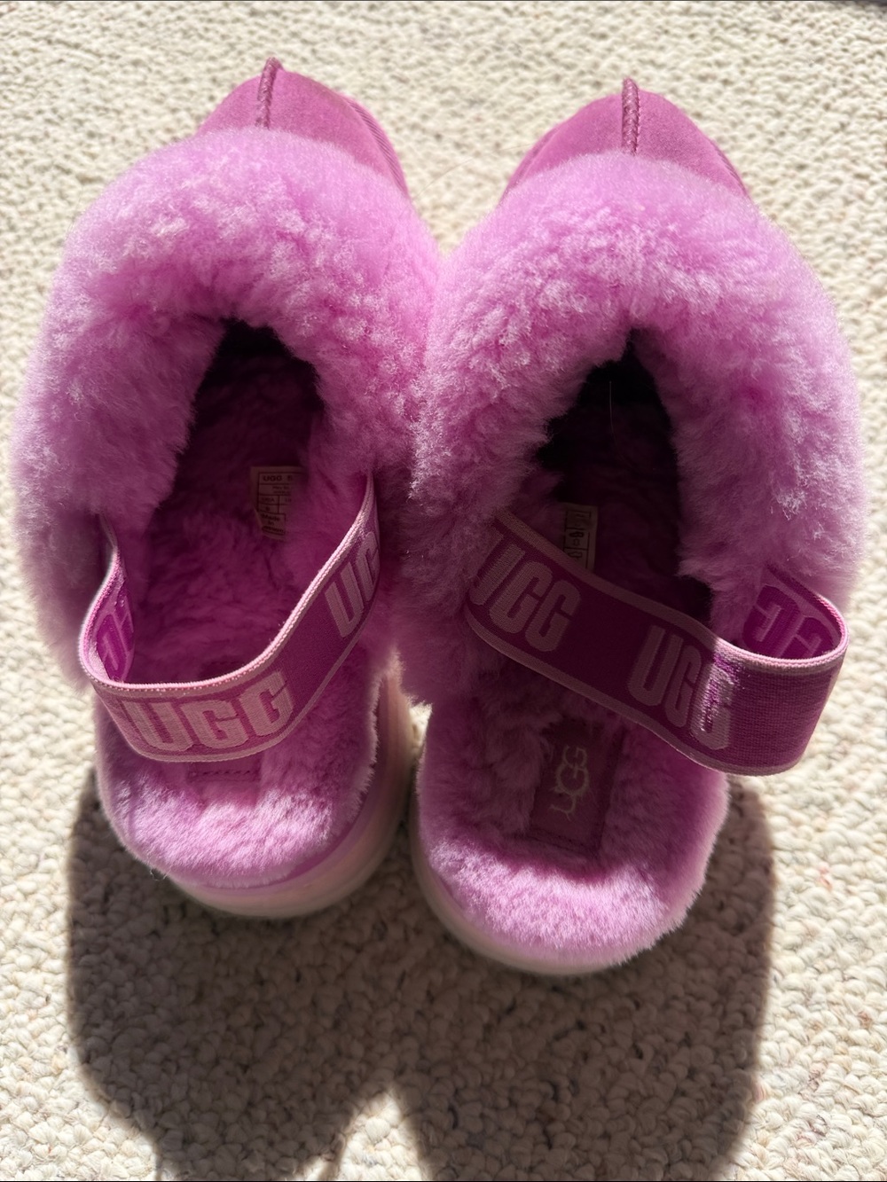 Ugg pink Fluffy Platform Slippers - Picture 4 of 4